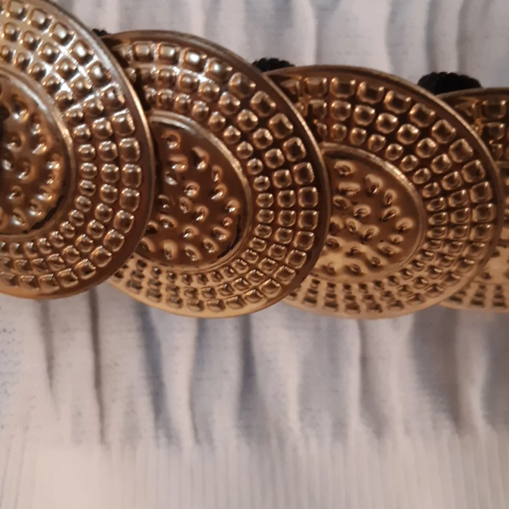 Vintage Gold Tone Medallion Stretch Belt